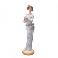 Classic Style Figurine Elegance Classic Figurine Stable for Bookshelf