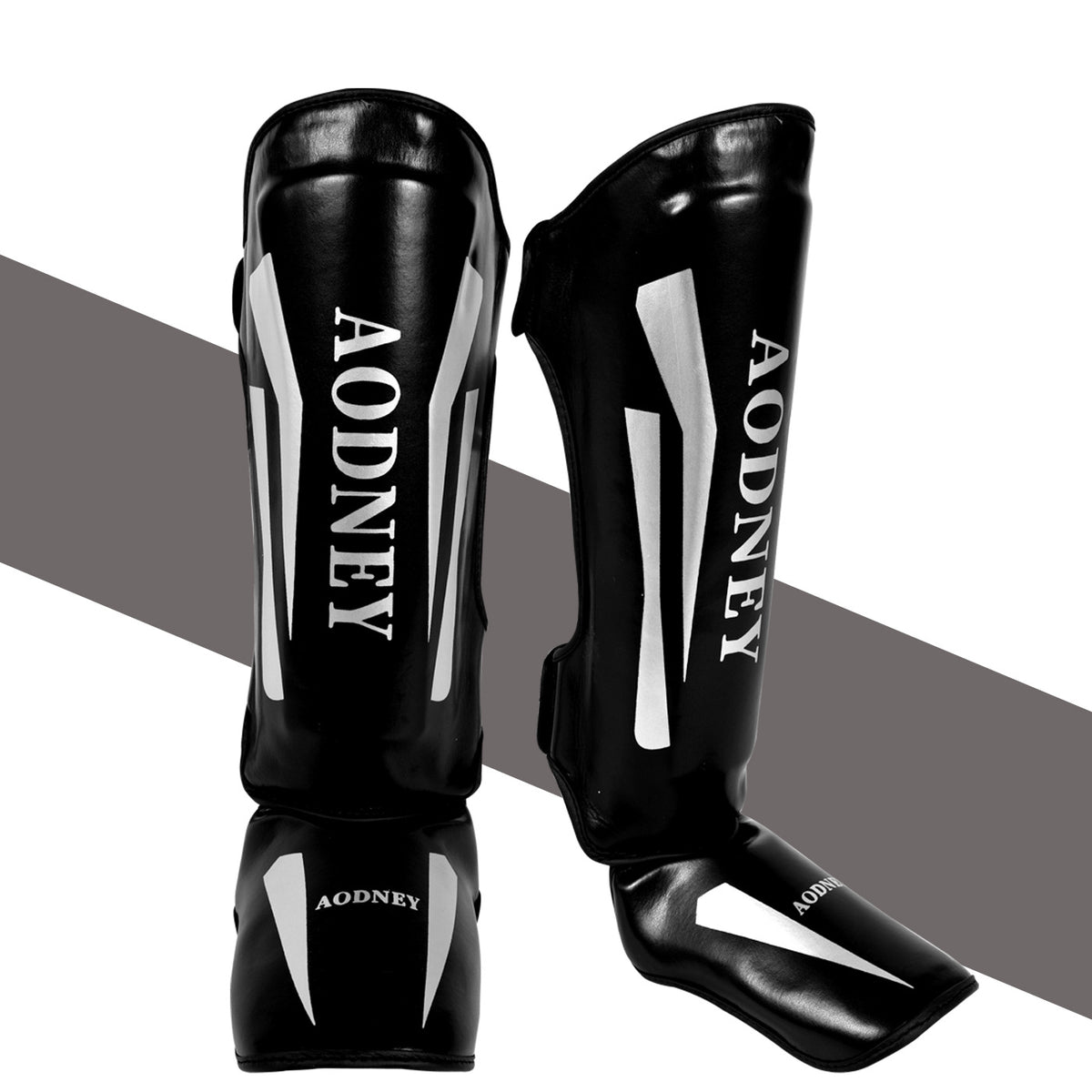 Black / M