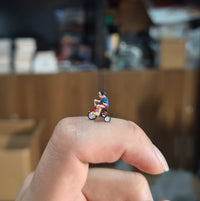 EZ 1/64骑车小孩人偶 童车微缩场景摆件