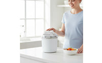 Small Size Automatic Ice Cream Machine Single-Button Operation Mini Ice Cream Machine Easy to Clean Soft Serve Machine for Children, Home, Family Kitchen