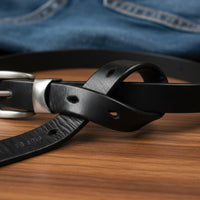 Simple Fashion Aesthetic Vintage Leather Belt Soft Feel Silver Buckle Belt Lightweight for Jeans