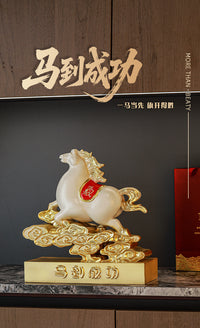 创意国潮马办公室装饰品桌面礼物生肖摆件新款马年礼品新年伴手礼