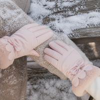 Women's Waterproof Thermal Ski Gloves with Touchscreen and Anti-Slip Grip