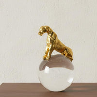 Figurine on Sphere Luxury Look Feline Sculpture Statue Elegant Gift Crystal Ball Cheetah Sculpture for Living Room, Entryway, Desk