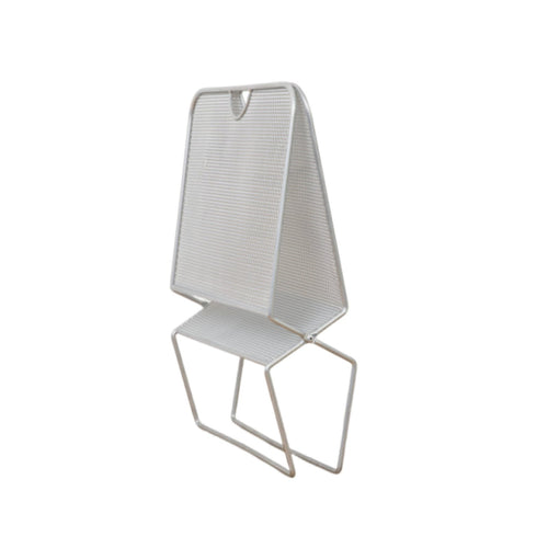 Metal Magazine Rack Sturdy Iron Wire Newspaper Stand Space-Saving Newspaper Storage Basket for Office, Desk