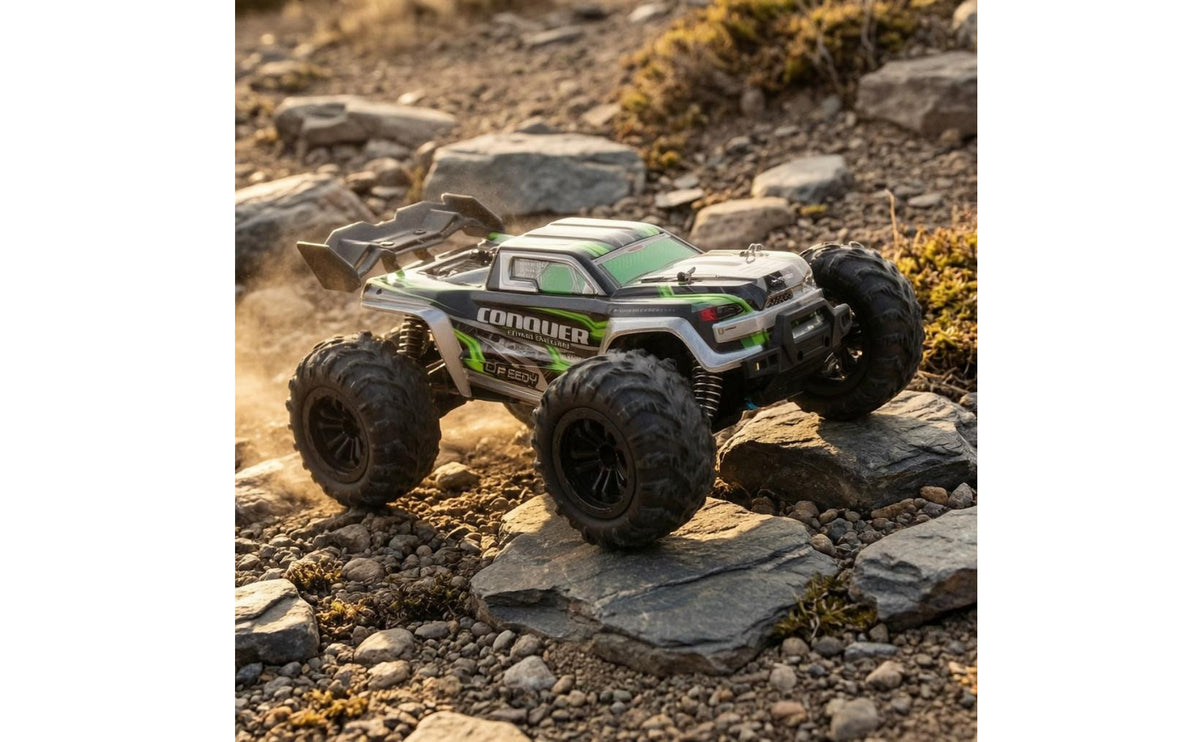 4WD Rough-Terrain RC Car Body Shell 1:16 Scale RC Crawler Knobby Tires Remoteoperated Rough Terrain Vehicle