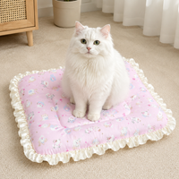 Cleanable Plush Pet Bed, Reversible Polyester Fiber Pet Mat, All Seasons Indoor Cushion for Animals & Cats
