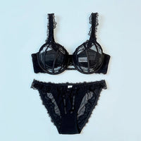 Lace Trim Underwire Bra for Plus Size Women with Full Coverage Support, Everyday Wear Set with Molded Cups and Detailing
