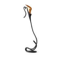 flower Sculptural Candlestick Holder Decorative Lily Candle Holder Refined Tabletop Candlestick Stand for Mantel