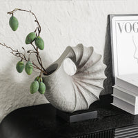 Light Luxury Minimalist Creative Conch Flower Vase Ornament for Living Room TV Cabinet Wine Cabinet Decoration