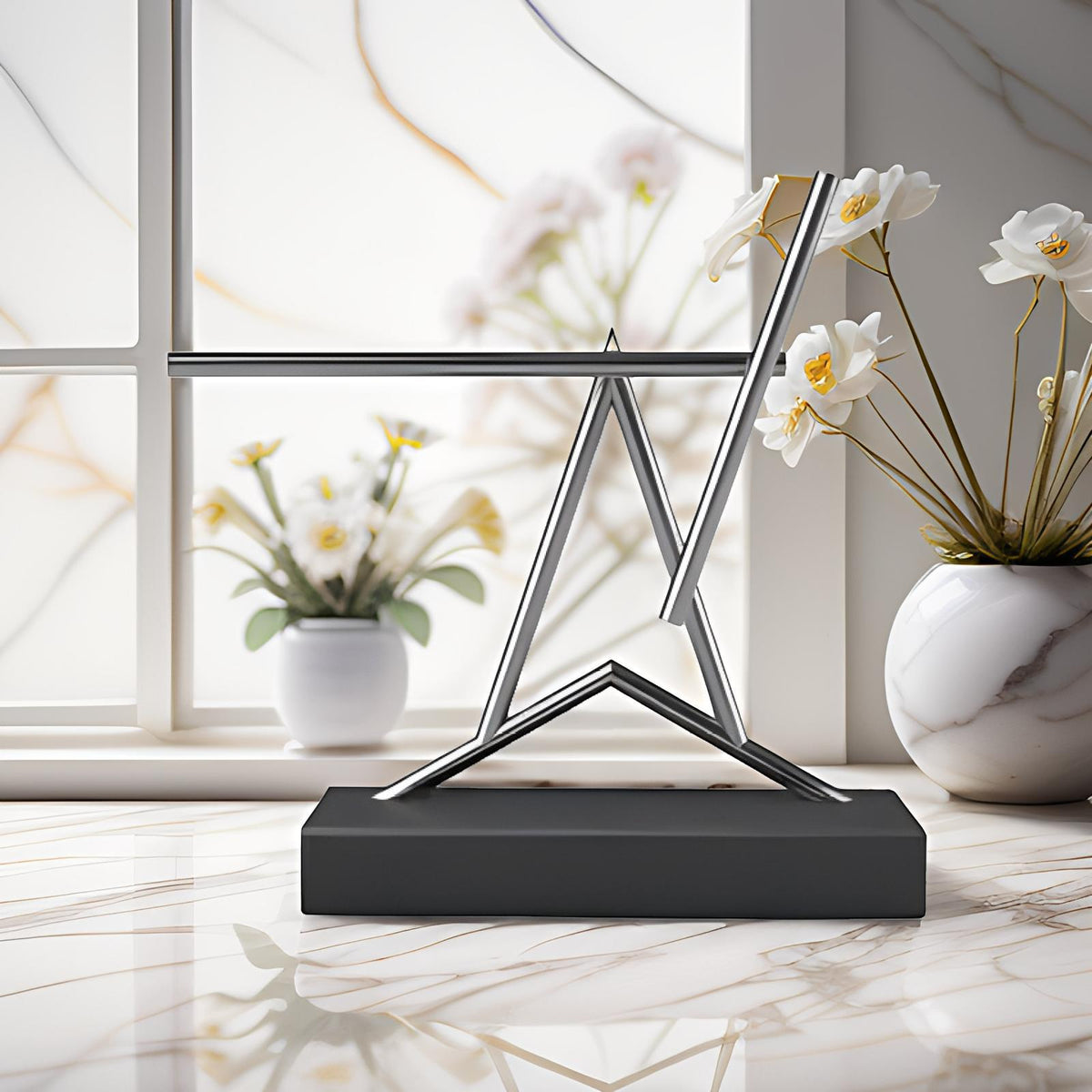 Magnetic Levitation Iron Man Chaos Pendulum Perpetual Motion Desk Ornament