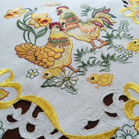 Easter Table Runner Embroidered Rooster Table Placemat Festive Dining Table Decoration Rustic Charm Table Mat for Home Kitchen Party
