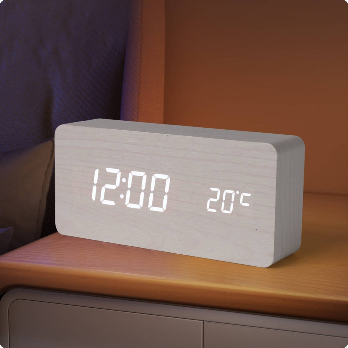 Wooden Digital Alarm USB-Powered Clock Memory Function for Desk