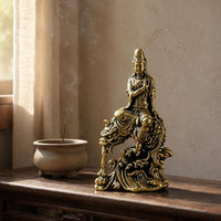 Guanyin Figurine Compact Ornamental Statue Collectible