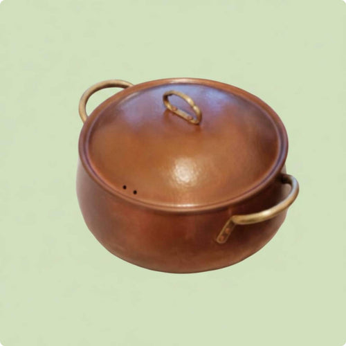 Chinese-Design Copper Pot Domed Lid Handmade Copper Pot