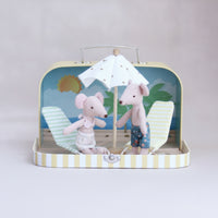 mini Suitcase Display Box with Handle Striped Miniature Display Box Preserving Miniature Case for Interior Decoration