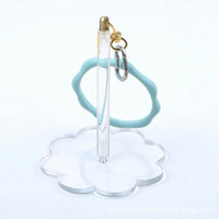 Easy to Use Yarn Holder with Wrist Strap Travel-Friendly Portable Yarn Holder Anti-Tangle Sturdy for Knitters, Crafters
