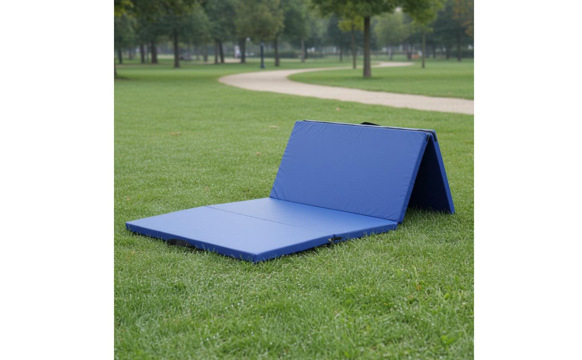 Foldable Design 4-Panel Tumbling Mat Non-Slip Surface Folding Gymnastics Mat Wear-Resistant Portable Exercise Pad Shock Absorbent for Home, Gym