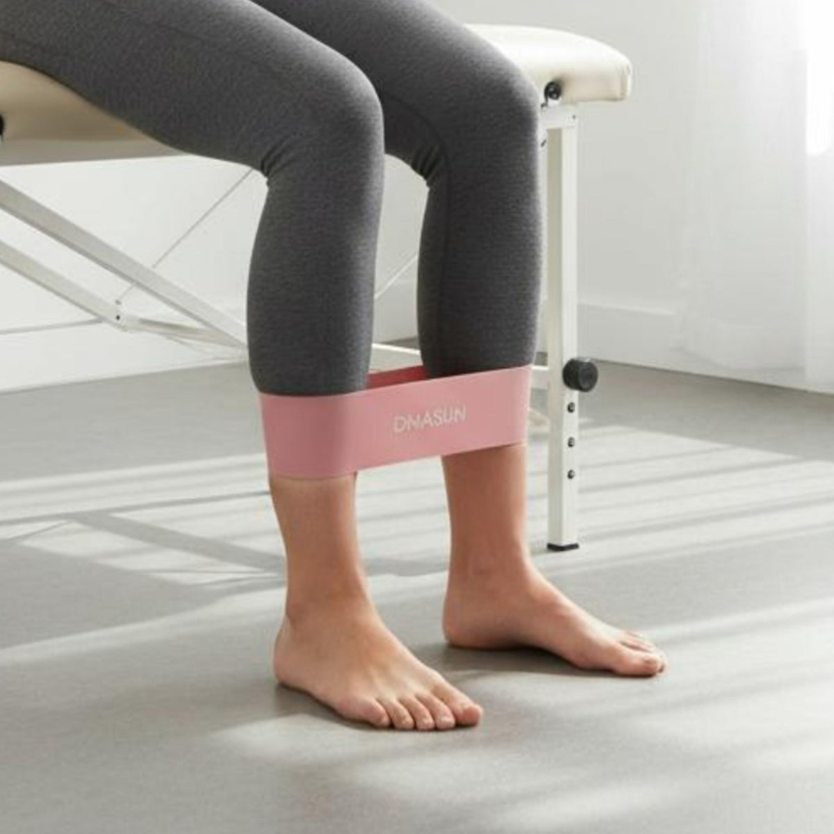 High Elasticity Ankle Rehabilitation Loop Long-Lasting Natural Latex Physical Rehabilitation Band Portable for Patients, Seniors, Hospital