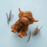 Cute Highland Cow Stuffed Toy Soft Scottish Highland Cow Stuffed Creature Great Gift for Children, Toddlers, Bedroom, Nursery