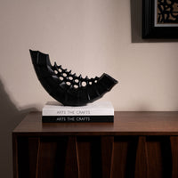 Modern Minimalist Resin Vase for Study, Hallway, Dining Room, Office, Coffee Table, Bedroom