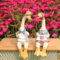 2 Pieces Duck Ornament Pair Dressed Ducks Seated Duck Couple Weather-Resistant