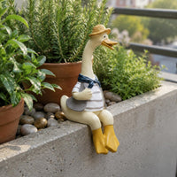 2 Pieces Duck Ornament Pair Dressed Ducks Seated Duck Couple Weather-Resistant