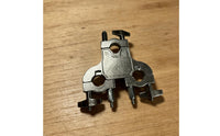 Three-Hole Mount Screw-Tightening Base Mount Balanced Drum Hardware