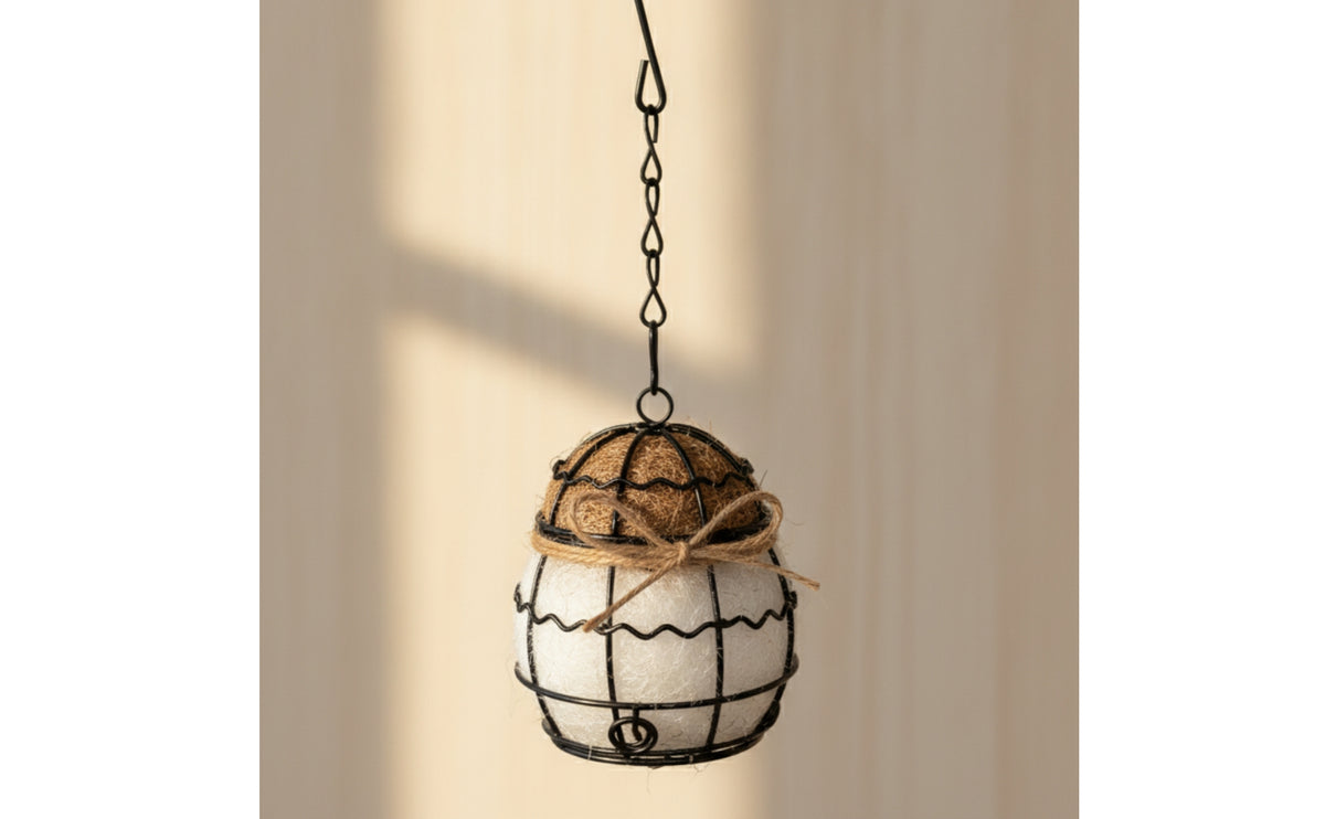Hanging Bird Nesting Ball with Hook Drum-Shaped Bird Nesting Ball Outdoor Refillable for Wild Birds, Garden, Yard, Balcony, Patio