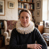 Elizabethan Neck Ruff Theatrical Historical Ruffle Gold-Edged Ruffled for Actors, Cosplayers, Theater, Cosplay, Photoshoots