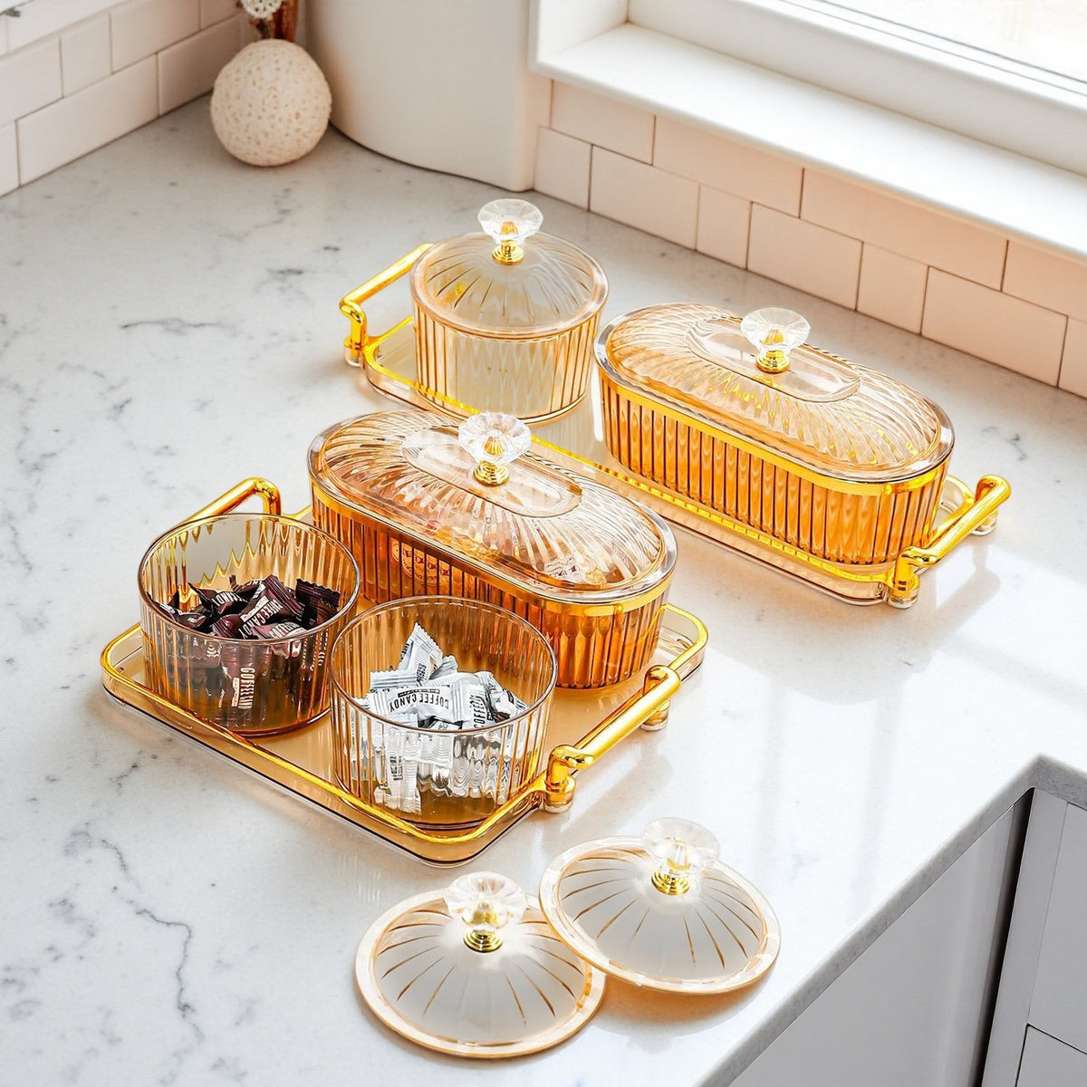 Multifunctional Heart-Shaped Snack Tray with Compartments