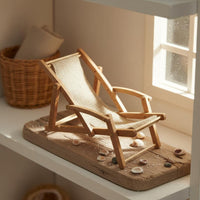 Foldable Design Miniature Beach Chair Decorative Ornament Dollhouse Lounge Chair for Hobbyists