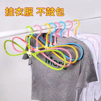 Multifunctional 8-Shape Hanger with 360-Degree Rotation