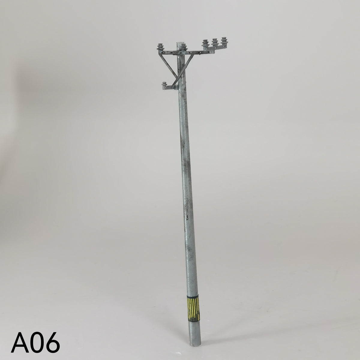 A06