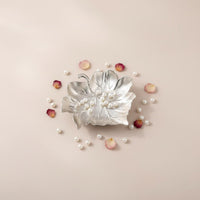 Metal Leaf Dish Zinc Alloy Leaf Shaped Tray Rustic Look Jewelry Dish for Dressing Table