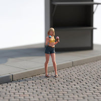 1/64 Scale Girl Figure Hand-Painted Miniature Scene People Figure for Hobbyists