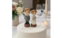 2 Pieces Wedding Cake Topper Couple Romantic Keepsake Bride Groom Statue Set
