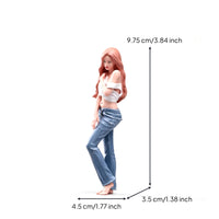 1/18 Scale Female Figurine Realistic Resin Miniature Expressive 1/18 Scale Female Figurine with Cropped Pants for Hobbyists