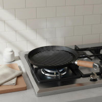 Cast Iron Frying Pan Uncoated Flat-Bottom Frying Pan Textured Surface