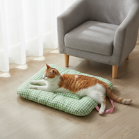 Comfortable Thickened Soft Pet Bed for Cats and Small Dogs, All Seasons Sleeping Mat