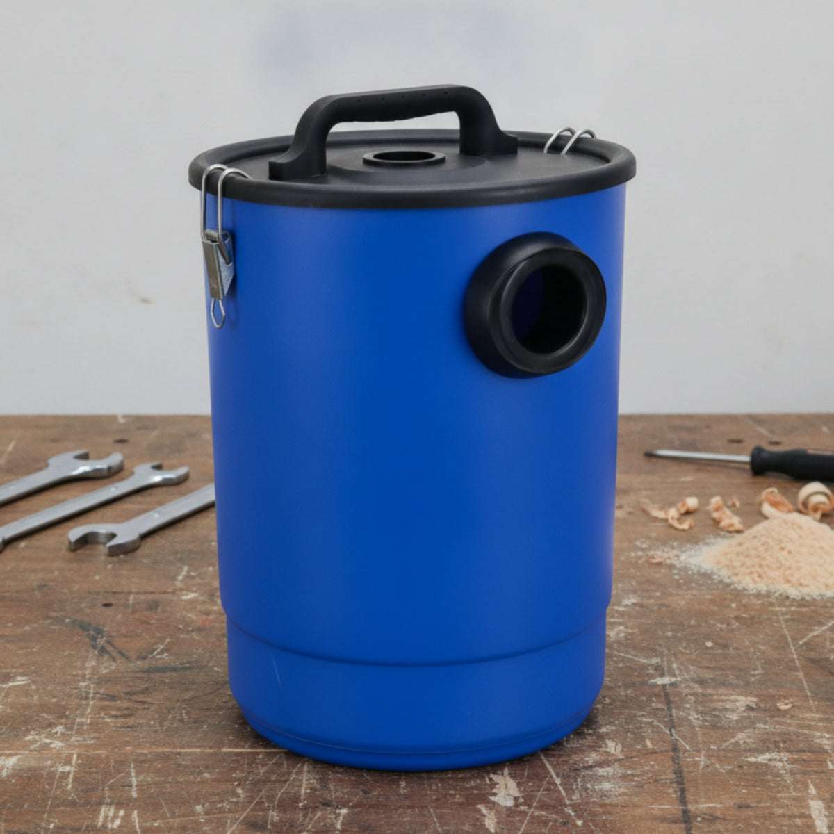Easy-to-Connect Dust Collection Bucket with Hose High-Efficiency Dust Collector Bucket Cylindrical Shop Vacuum Impact-Resistant for Fireplace