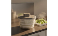 Large Capacity Electric Salad Dryer Rapid Dehydration Electric Vegetable Dryer Food-Grade Material Vegetable Dehydrator Bowl Two-Tier Design