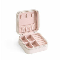 Compact Jewelry Storage Case Zippered Portable Jewelry Case Structured Faux Leather for Travelers, Women, Weekend Trips, Dressing Table
