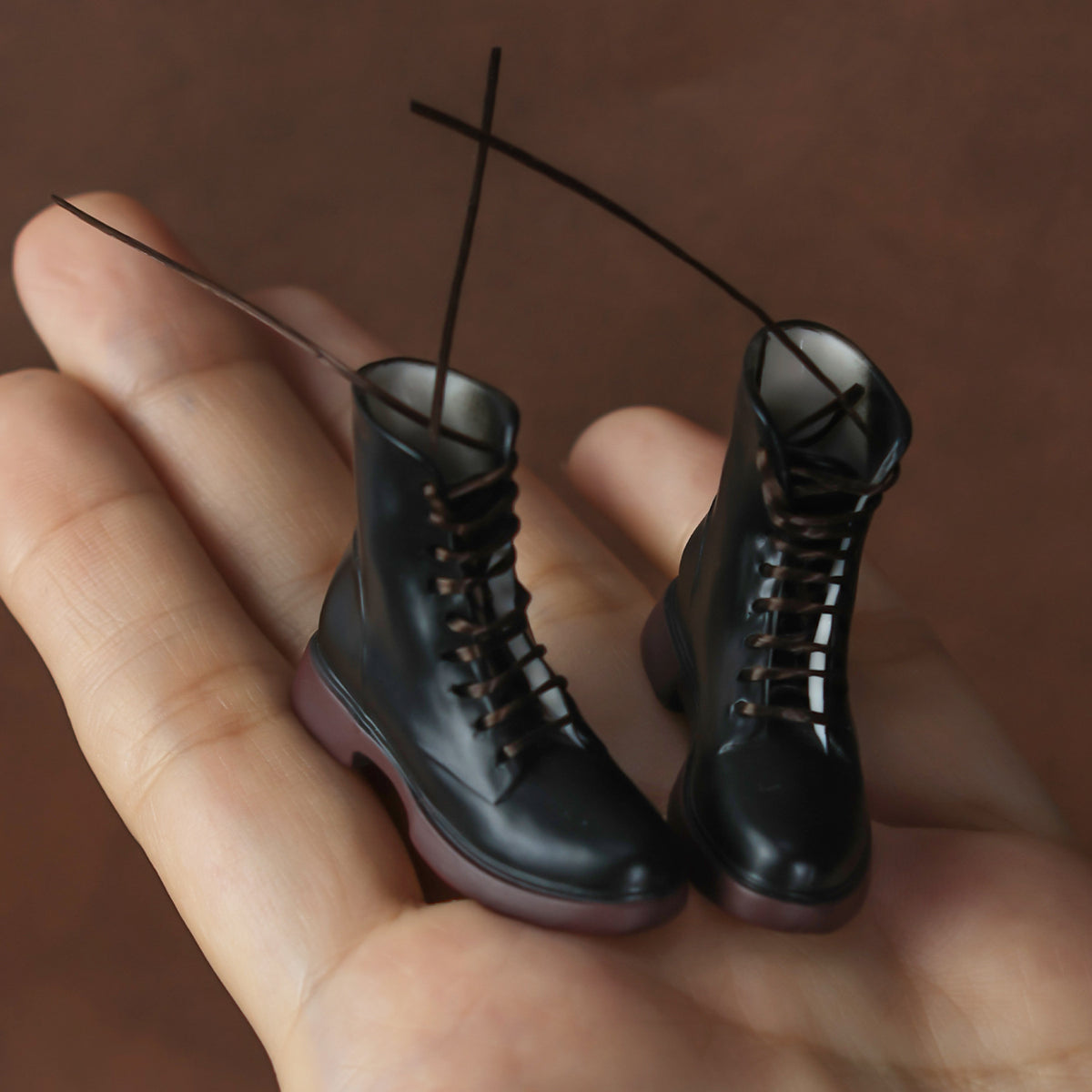 Black / Martin Boots