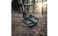 2 Pieces Universal Fit Aluminum Alloy Bike Pedals Anti-Slip Flat Platform Pedals