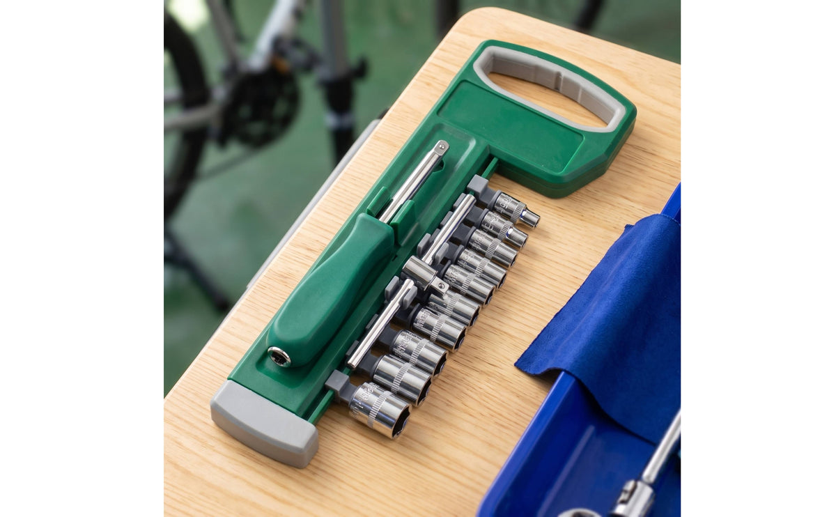 Organized Socket Wrench Set with Hard Hard-Shell Case Polished Socket Wrench Set Tool Kit 72-Tooth for DIYers, Home Garage