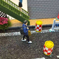 1/64 Miniature Man Figurine with Backpack Realistic Detail Miniature Figurine with Tote Bag Fine Workmanship Painted for Desk Decoration