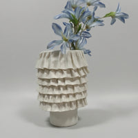Ruffled Resin Vase Textured Sculptural Vase Artisanal Resin Flower Holder Modern for Living Room, Entryway, Display Shelf