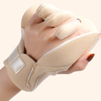 Supportive Hand Support Pad with Finger Separators Cushioned Foam Hand Splint with Wrist Strap Comfortable Finger Wrist Splint Ergonomic for Stroke Survivors