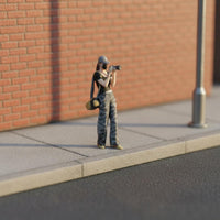 1:64 Photographer Figurine Three-Dimensional Color Printed 1:64 Miniature